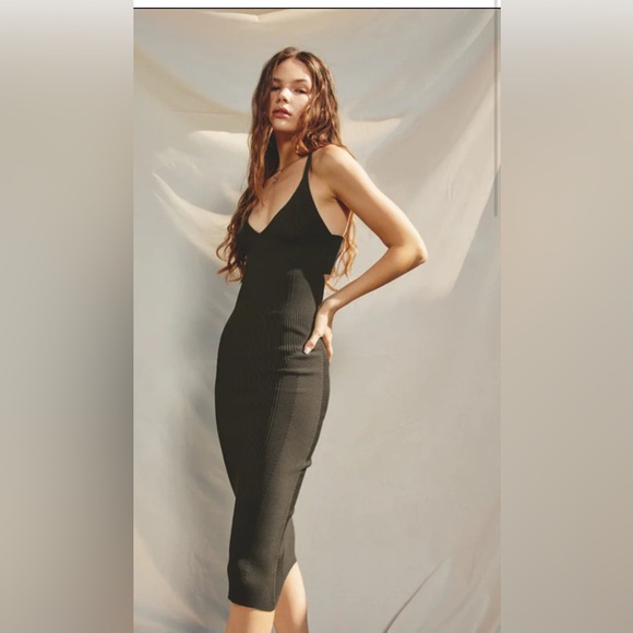 DRESS FORUM - CUTOUT BODY CON MIDI - Picture 3 of 4